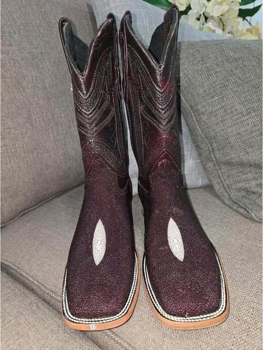 Texas Country Stingray Boots Squeare Toe Color: Burgundy Model: Mantarraya H-501